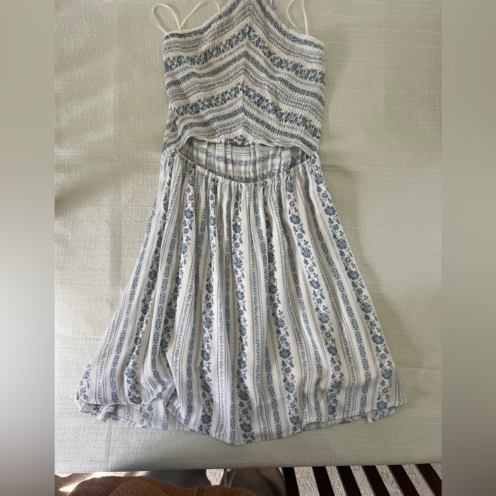 Promesa Blue and White Patterned Dress